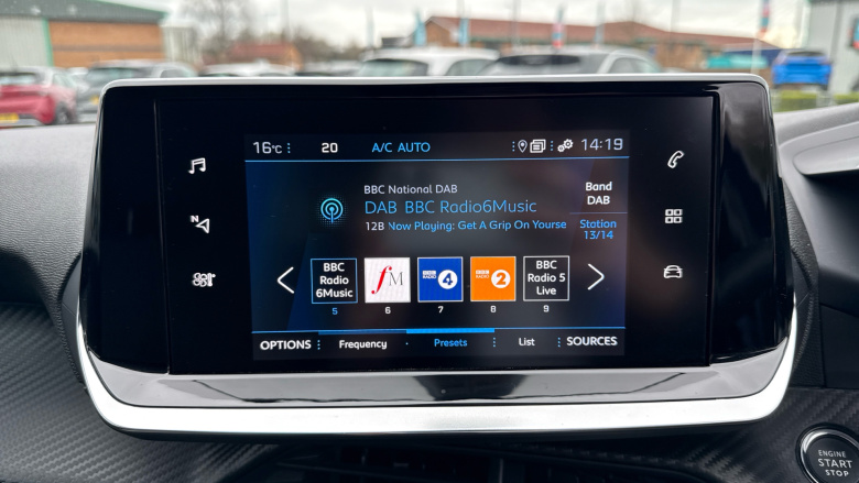 Peugeot 208 1.2 PureTech 100 Allure Premium + 5dr Petrol Hatchback